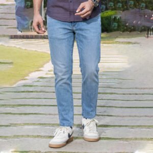 Men’s Classic Light Blue Slim-Fit Jeans